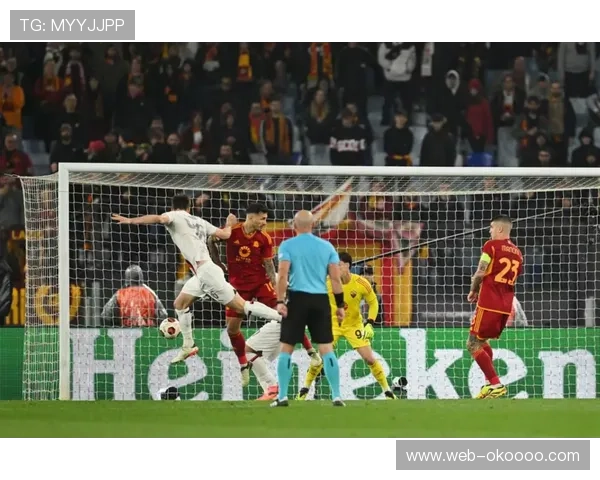 德甲欧冠席位争夺：三队混战仅剩两个名额